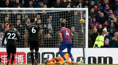 VIDEO: Tottenham v šlágri kola po divokom závere remizoval s Liverpoolom