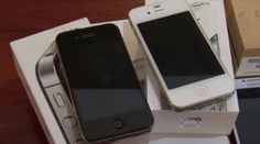 Žena ponúka lacné mobily. Naleteli jej ľudia z celého Slovenska
