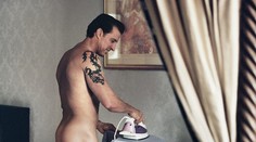 Fotografka zachytila, čo sa deje v zákulisí nakrúcania pornofilmu