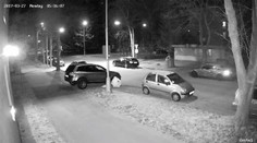 Podpaľači v Žiline zapálili auto, nepočítali s tým, že ich uvidia svedkovia