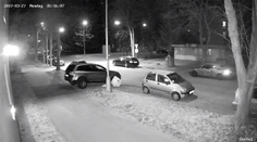 Podpaľači v Žiline zapálili auto, nepočítali s tým, že ich uvidia svedkovia
