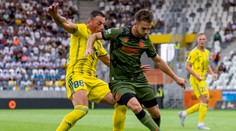 VIDEO: Košice v samom závere z penalty ukopali bod s D. Stredou. Spornú situáciu dlho posudzoval VAR