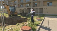 Bežná prechádzka sa pre Karin v okamihu zmenila na nočnú moru. Jej malý syn spadol do nezakrytej šachty