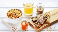 Milujete müsli tyčinky? Keď ich kupujete, sledujte na obale tri dôležité veci