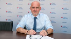 B. Gröhling: Musíme prežiť Matovičovo divadlo a protest učiteľov, potom príde zvýšenie platov (rozhovor)