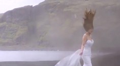 Neveste skoro pristál na hlave vrtuľník. Výsledná fotka je však úžasná