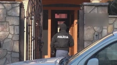 Roda sa chváli luxusným ferrari, o výške dotácií na svoje polia však hovoriť nechce