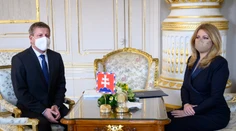 Prezidentka Čaputová už má zmluvu o dodávke Sputniku V, priniesol jej ju Lengvarský