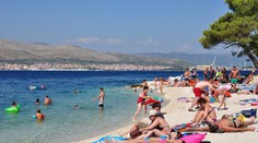 Autom, vlakom či letecky? Zisťovali sme, koľko vás môže stáť cesta do Chorvátska