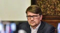 Maďarič odchádza zo Smeru, o jeho rozhodnutí nevedel ani premiér