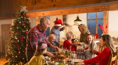 Ak máte dve deti, do "vianočnej bubliny" môžete ísť len s jedným. Podľa odborníka ani to nie je bezpečné