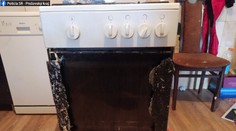 Do pece dali plechovku s montážnou penou. Výbuch vážne zranil dve deti