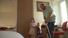 Otec troch detí dostal mozgovú príhodu, rodina zostala odkázaná na charitu