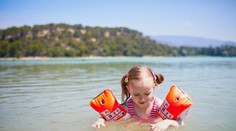 Veľké hodnotenie kvality vody. V týchto jazerách sa môžete bezpečne okúpať