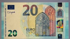 Eurobankovky prešli drobnou zmenou. Na prvý pohľad si to všimne málokto