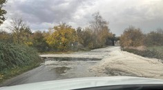 Havária na bioplynke pri Senci. Unikala nebezpečná látka, policajti na istý čas uzavreli diaľnicu