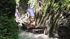 Voda zničila rebríky a vymyla chodníky. Roklinu Veľký Sokol v Slovenskom raji uzavreli