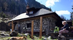 O Rainerovu útulňu sa stará roky a postavil ju na nohy. Parlament mu ju však odmietol predať