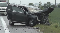 Vážna nehoda pri Galante: Auto sa zrazilo s cisternou a kamiónom, vodiča vymrštilo z vozidla