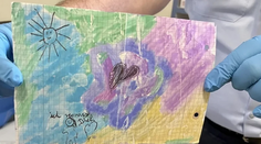 Z obyčajného odkazu otcovi do väzenia sa vykľul prefíkaný podvod. Dozorcovia sa však nenechali oklamať