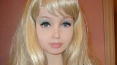 Nová živá Barbie má len 16! Tvrdí, že je úplne prirodzená a nádherná