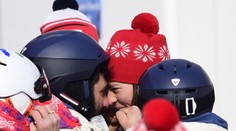 Ani nemôžem povedať, že ako mi bije srdce. Pozrite si reakcie Vlhovej brata a trénera Piniho