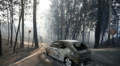 Peklo v Portugalsku. V autách zaživa zhoreli desiatky ľudí