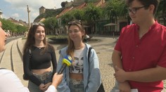 Viete už, koho voliť a podľa čoho sa rozhodujete? Pýtali sme sa mladých aj starších v Trenčíne