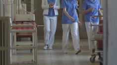 Zdravotným sestrám mali zvýšiť platy od januára. Niektoré však nedostali ani euro naviac