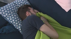 Čo robiť, ak mám COVID-19? Treba zachovať pokoj, no pri jednom príznaku treba spozornieť