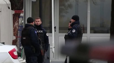 Prípad, ktorý otriasol celou obcou. Chlapec (3) sa chcel dostať von z auta, počas toho sa zadusil