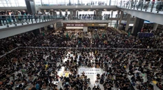 Na medzinárodnom letisku v Hongkongu sa začal nový protest