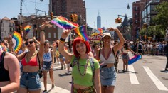 Senátom v USA prešiel návrh zákona o ochrane manželstiev osôb rovnakého pohlavia. Láska je láska, vyhlásil Biden