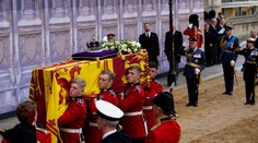 Kráľovná Alžbeta II. bude vyzerať ako živá aj o desiatky rokov. Vďaka britskej metóde balzamovania