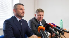 Pôjde Pellegrini do vlády so Smerom alebo s pravicou? Odpovedajú odborníci