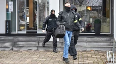 Obvinených na úteku hľadali v policajnom aute. Čudný zásah voči príslušníkom NAKA preveruje inšpekcia