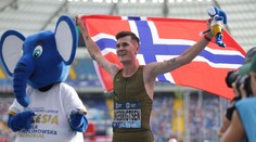 Skvelý zápis nórskeho atléta. Ingebrigtsen vytvoril nový svetový rekord a ovládol preteky na 3000 metrov