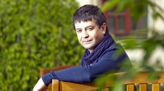 V lietadle sedeli takmer všetci speváci Alexandrovcov. Sólistovi zachránila život sms