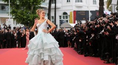 Ako rozprávková princezná! Nádherná Blake Lively opäť hviezdou Cannes