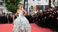 Ako rozprávková princezná! Nádherná Blake Lively opäť hviezdou Cannes