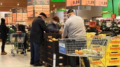 Zdražovanie silnie. Najviac stúpli ceny pri troch základných potravinách (+tabuľka)