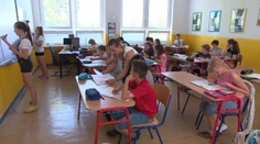 Vedeli ste, že prepadnúť môže aj prvák? Tu sú tipy, ako žiačikom pomôcť