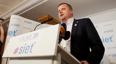 Radosť aj smútok. Politici komentujú možné volebné zemetrasenie