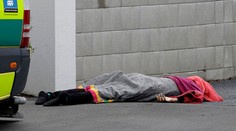 Svedectvá z mešity: Všade bola krv a mŕtve telá, ľudia nám zomierali v náručí