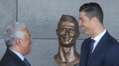 Karikatúra alebo nepodarok? Z Ronaldovej busty sa smeje celý svet