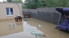 Potopa v Hornej Kráľovej. Dedinu zaliala voda a bahno