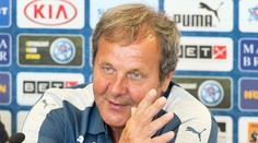 Kozák prezradil 23 mien na EURO