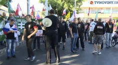 Beňová je k... špinavá, kričali na proteste proti islamizácii