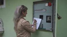 Žena má zaplatiť päťtisícový nedoplatok. Toľko elektriny však vraj nemala ako spotrebovať