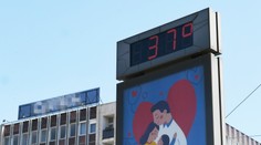 Čaká nás najhorúcejší deň tohto týždňa. Teploty na juhu Slovenska sa priblížia k 40 stupňom Celzia